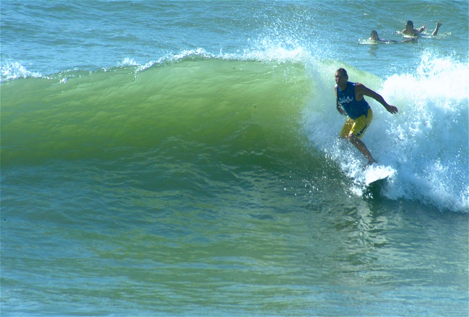 (27) Dscf0039 (misc bob hall surfers).jpg   (950x643)   251 Kb                                    Click to display next picture